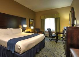 Holiday Inn Express & Suites MIDWEST CITY by IHG 2