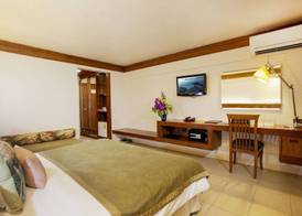 Safari Beach Hotel Patong 4