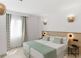 Aquasol Aparthotel 5