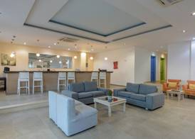 Zeus Hotels Palm Beach 2