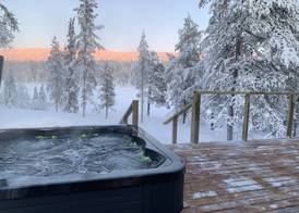 Arctic Skylight Lodge 4