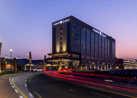 Premier Inn Dubai Dragon Mart 4