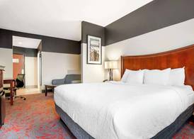 Best Western Plus Daphne 5