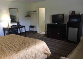 Budget Inn - Farmington 4