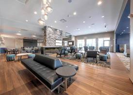 Residence Inn by Marriott Richmond at the Notch 5