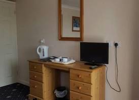 A35 Pit Stop Rooms 2