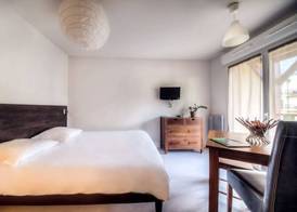 Comfort Aparthotel Lourdes L'Acacia 2