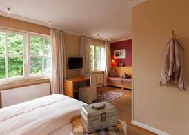 Tiemann's Hotel 4