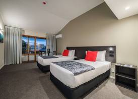 Carnmore Hotel Lower Hutt 5