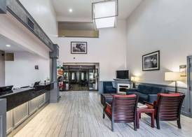 Quality Suites Burleson - Ft Worth 2