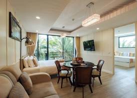 HULA HULA RESORT l truly tropical and fun wellness 5