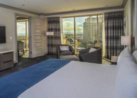 Suncoast Hotel and Casino 5