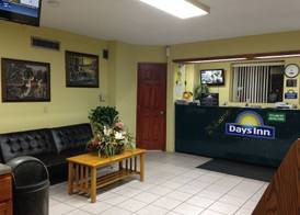 Days Inn by Wyndham Byron 4