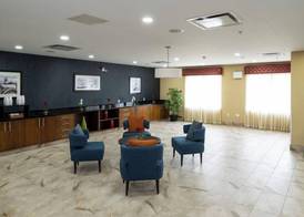 Radisson Hotel Edmonton Airport 5