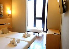 Hostal Live Natura Barcelona 4