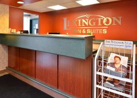 Lexington Inn & Suites-Windsor 2