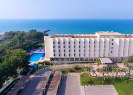 BM Beach Hotel 2