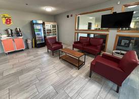 Super 8 by Wyndham McLean/Bloomington SW 3