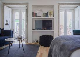 Liiiving in Porto - Cozy & Chic Downtown 3