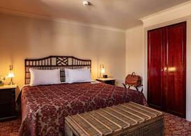 Hadley's Orient Hotel 5