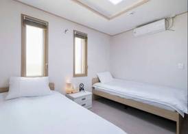 Hub Guest House 5