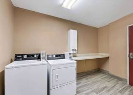 Comfort Suites Panama City near Tyndall AFB 4