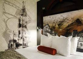 Chestnut Hill Hotel 5