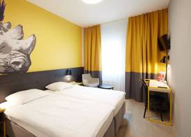 Hotel Crystal 5