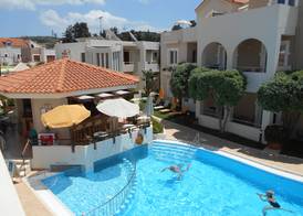 Toxo Hotel 4