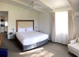 Hunter Valley Resort, Hunter Farm Adventure Centre & 4 Pines at the Farm 5