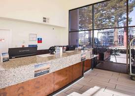 SureStay Plus Hotel by Best Western Sacramento North 3