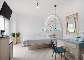 Mylos Luxury Escape 3