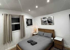 Hendham House - Near Etihad Stadium, CoOp Live Arena, AO Arena, Piccadilly Train Station & Manchester City Centre 4