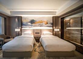 Ramada Plaza by Wyndham Hezhou North 4