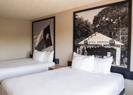 Super 8 by Wyndham Irving DFW Airport/South 5