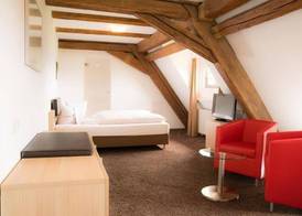 Hotel Hofgut Hohenkarpfen 3