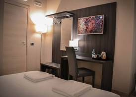 Brain Rooms & Suite 4