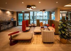 LOGINN Hotel Stuttgart Zuffenhausen 5