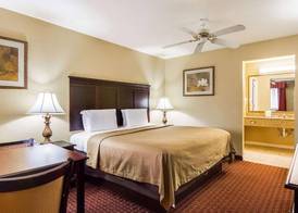 Bryant Inn And Suites 2