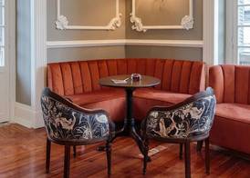 Dear Lisbon - Valmor Palace 4