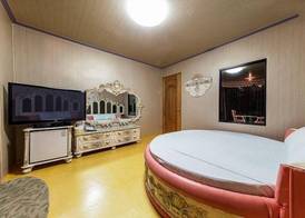 Carlsbed Motel 4