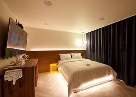 Hotel sounds 3