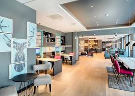 Premier Inn Darmstadt City Centre 4