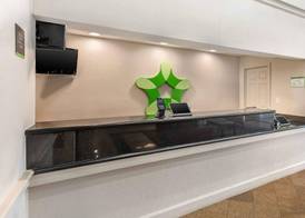 Extended Stay America Suites - Tampa - Airport - N Westshore Blvd 3