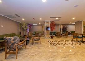 Vision Deluxe Hotel 4