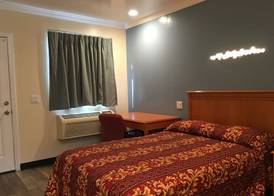Lincoln Park Motel 3