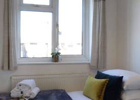 Airport Garden Rooms 4