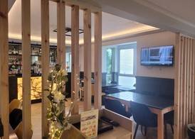 The Gatwick White House Hotel 4