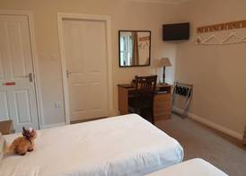 Loch Ness Guest House 3
