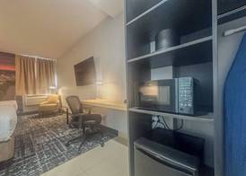 Clarion Pointe Winnipeg - St Vital District 5